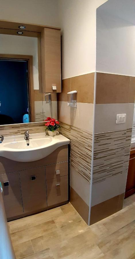 Appartamenti Di Luca&Sara Le Piazze Ngoại thất bức ảnh